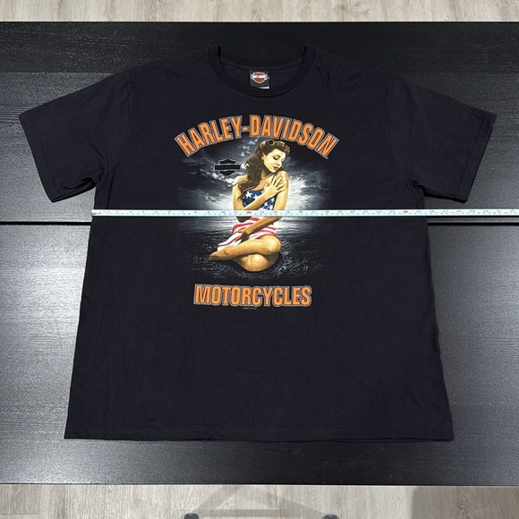 Harley-Davidson Black T-Shirt with Patriotic Pin-Up Girl with Flag - 2XL - Picture 4 of 5